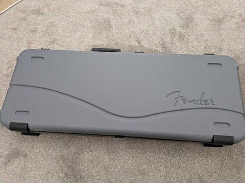 Fender molded case - fender,