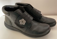 PAVERS BLACK BOOTS UK SIZE 5