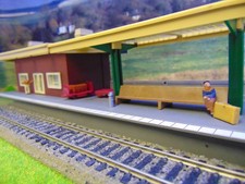 Tri-ang R.473 Ticket Office