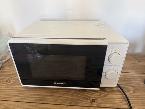 Cookworks 17l 700w white - 17l,