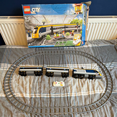 Lego city passenger train - city,