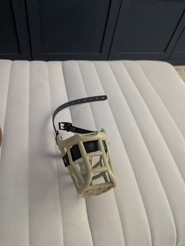 Muzzle khaki from - khaki,