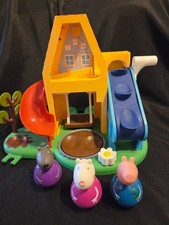 Peppa Pig Weeble House Wind And Wobble Playhouse with Figures