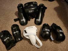 One Martial Arts Full Sparring Kit - New