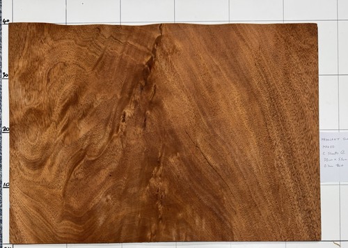 Mahogany swirl real wood - mahogany,