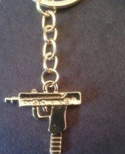 Asst Machine Gun Rifle Pistol Uzi Colt Key Ring Chain Revolver KEYRING KEYCHAIN
