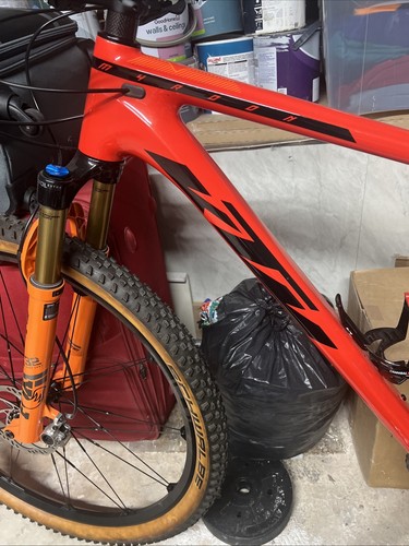 Ktm myroon exonic - exonic, carbon