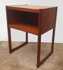 Danish style mid cemtury teak - style,