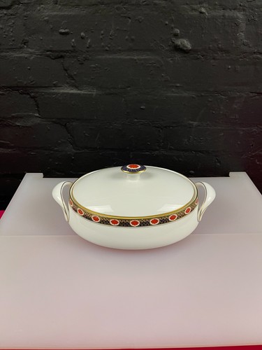 Royal crown derby - crown, ambassador