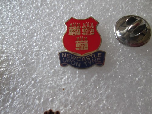 Newcastle upon tyne coat - tyne, of