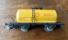 Lima OO Gauge Yellow Shell Oil Tanker – Model Railway Wagon
