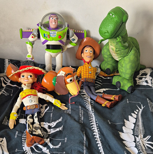 Disney pixar toy - disney,