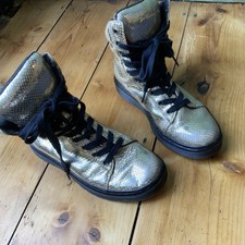 GOLD DR MARTENS BOOTS UK4 Gig docs size 4 DM’s festival music 