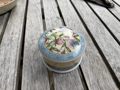 Wedgewood bone china small - wedgewood,
