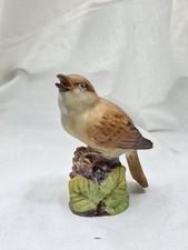 Royal Worcester Nightingale Bird Porcelain Figurine 3337 Retired Mint Conditions