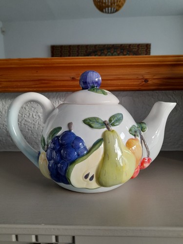 Rayware design ceramic fruit - design,