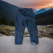 Medium/Large Snowboarding