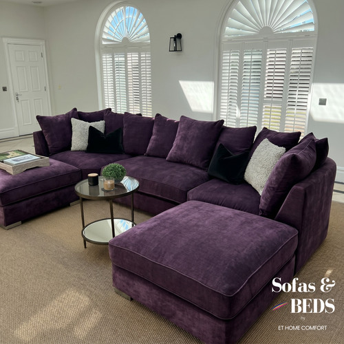 Shape chaise with footstools - u,