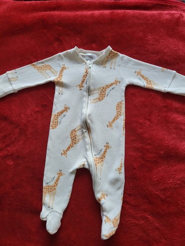 Baby boys giraffe - baby,