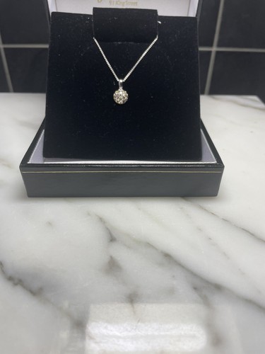 18ct white gold - 18ct,