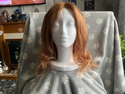 Strawberry blonde shoulder - strawberry,