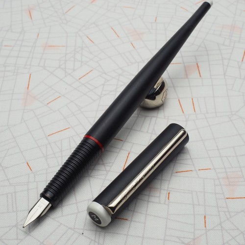 Rotring art pen - pen, medium