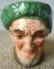 ROYAL DOULTON Ould Owd Mac