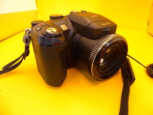 Fujifilm finepix s7000 3mp - s7000, 6.3mp