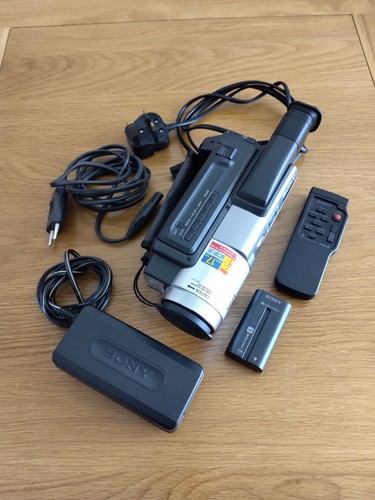 Sony ccd trv59e - hi8, camcorder