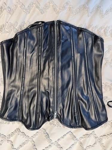 Amazon black faux leather - black,