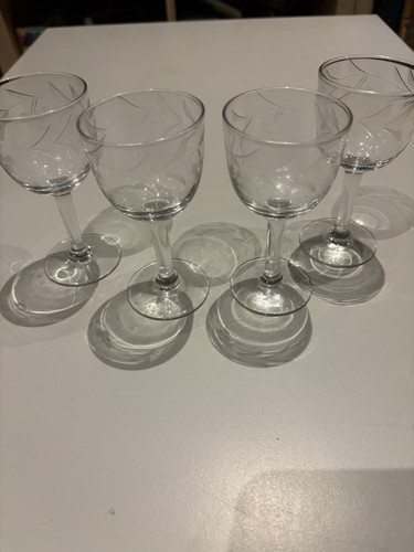 Vintage etched glass - x,