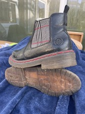 ☆ EUC Womens Black Reiker