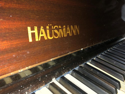 Piano hausmann used - in,