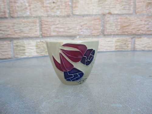 Moorcroft saki cup - cup, .