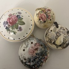 3 Vi Tage Hanging Ceramic