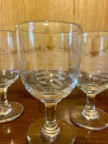 Set vintage wine - 5, glasses