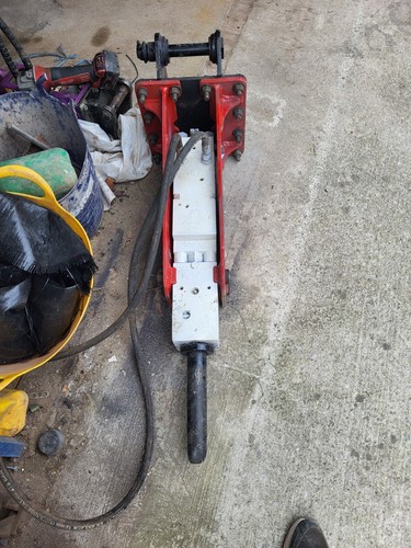 Hydraulic breaker suit - breaker,