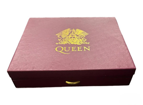 Queen box tricks - “box, tricks”