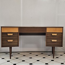 Uniflex Midcentury Walnut