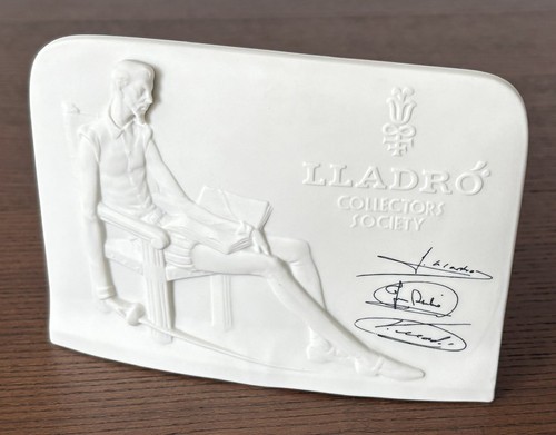 Lladro collectors society - society, don