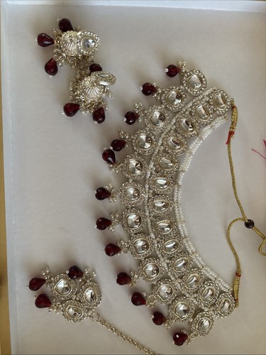 Indian bollywood jewellery set - bollywood,