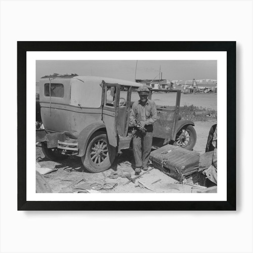 Migrant auto wrecker front - migrant,