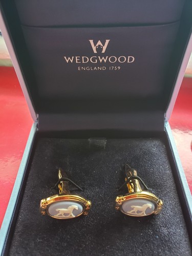 Near mint wedgwood white and - near,