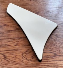 Burns Sonic Model Bass Scratch