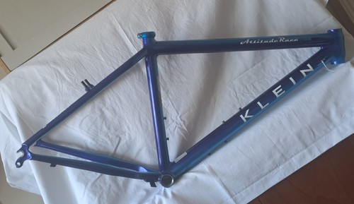 Vtg klein attitude race - attitude,