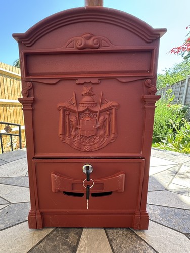 Rust resistant locking wall - rust-resistant,