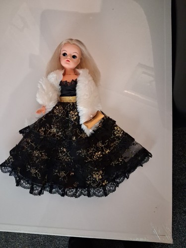 Sindy 1980s with royal - ,