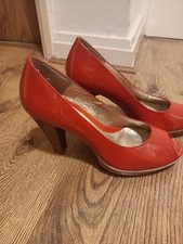 Sofft red patent leather shoes