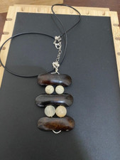 hand made costume jewellery semi precious stone & wire pendant necklace  JW520