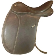 17" Wintec Dressage Saddle